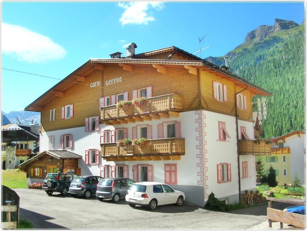 Garni Serena Canazei Exterior photo